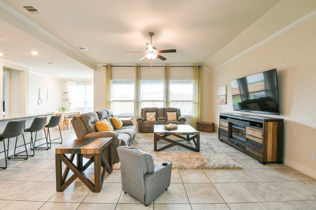 14011 Lago Creek Court, Rosharon, TX 77583