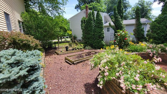 12 Margie Road, East Brunswick, NJ 08816