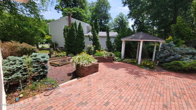 12 Margie Road, East Brunswick, NJ 08816