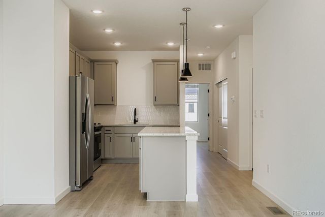 15339 W 68th Loop, Arvada, CO 80007