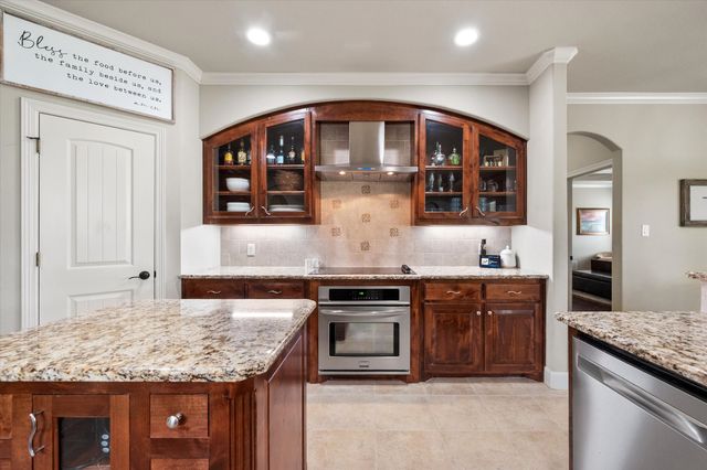 2010 Ashley Brooke Court, Midlothian, TX 76065