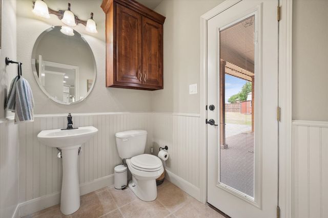 2010 Ashley Brooke Court, Midlothian, TX 76065