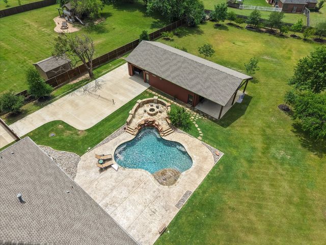 2010 Ashley Brooke Court, Midlothian, TX 76065