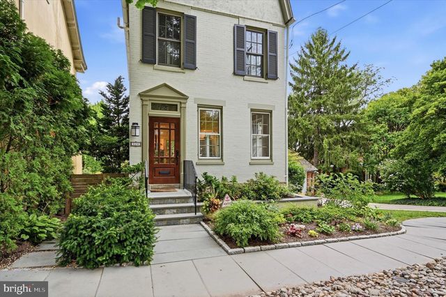 124 W GRAVERS LN, Philadelphia, PA 19118