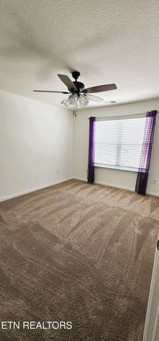 333 Emma Victoria Way, Kodak, TN 37764