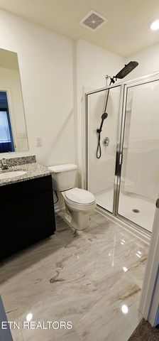 333 Emma Victoria Way, Kodak, TN 37764