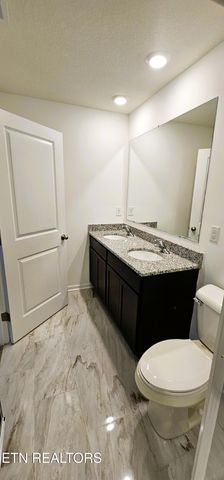 333 Emma Victoria Way, Kodak, TN 37764