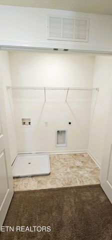 333 Emma Victoria Way, Kodak, TN 37764