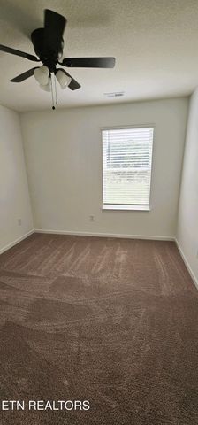 333 Emma Victoria Way, Kodak, TN 37764
