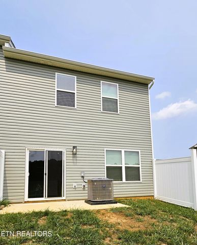 333 Emma Victoria Way, Kodak, TN 37764