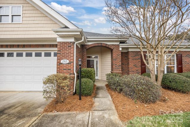 2915 Autumn Harvest Lane, Charlotte, NC 28269
