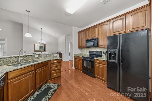 2915 Autumn Harvest Lane, Charlotte, NC 28269