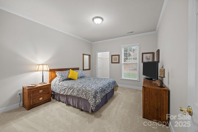 2915 Autumn Harvest Lane, Charlotte, NC 28269