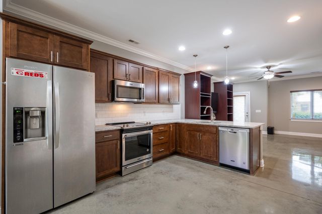 3111 Saint Elmo Avenue, Chattanooga, TN 37408