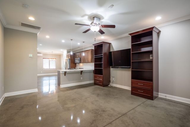 3111 Saint Elmo Avenue, Chattanooga, TN 37408