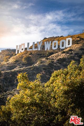 1750 N Fairfax Avenue, Los Angeles, CA 90046