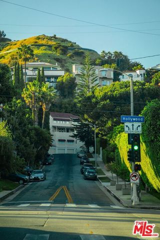 1750 N Fairfax Avenue, Los Angeles, CA 90046