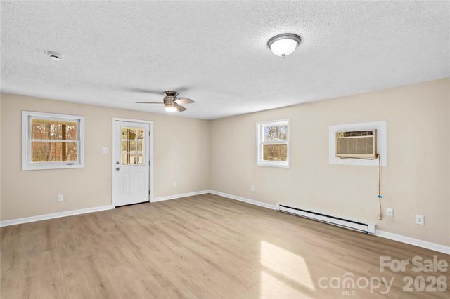 126 W Thomas Street, Troutman, NC 28166