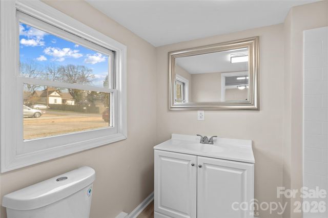 126 W Thomas Street, Troutman, NC 28166