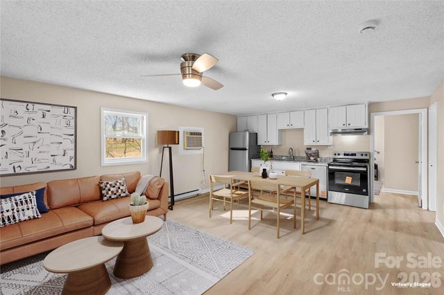 126 W Thomas Street, Troutman, NC 28166