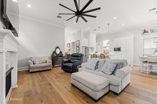 308 Catalina Lane, Youngsville, LA 70592