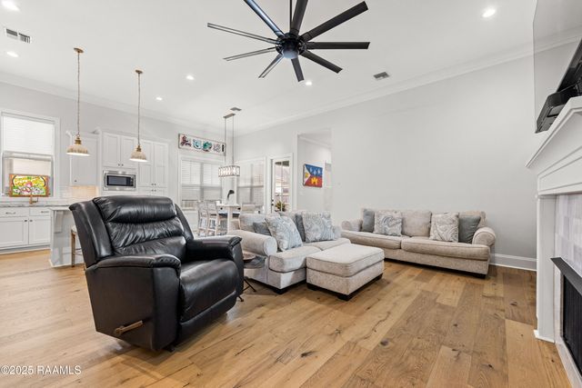 308 Catalina Lane, Youngsville, LA 70592