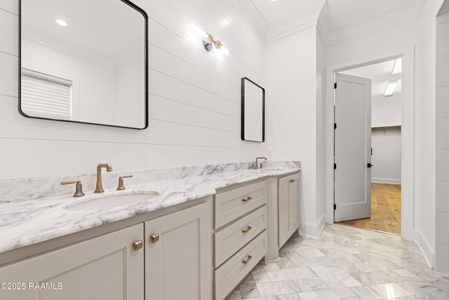 308 Catalina Lane, Youngsville, LA 70592