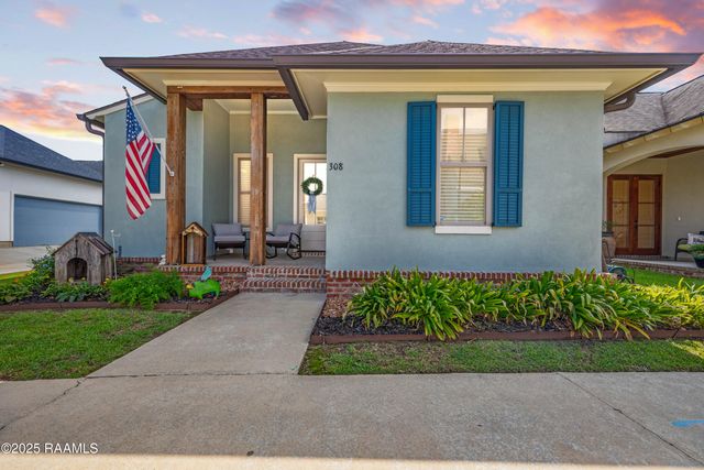 308 Catalina Lane, Youngsville, LA 70592
