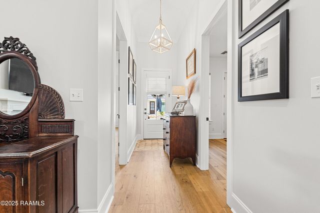 308 Catalina Lane, Youngsville, LA 70592