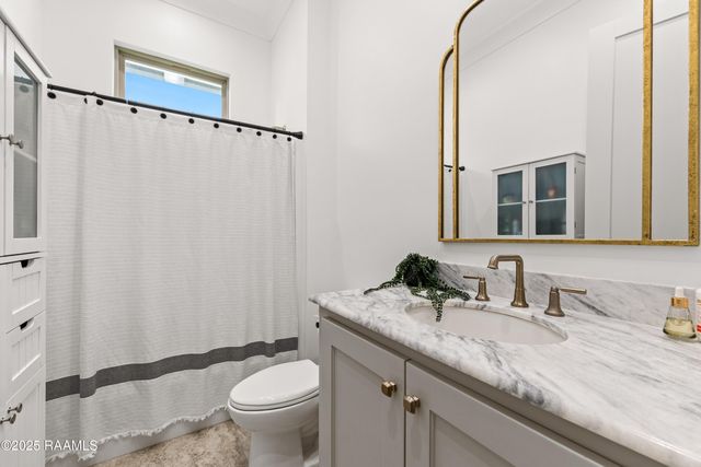 308 Catalina Lane, Youngsville, LA 70592