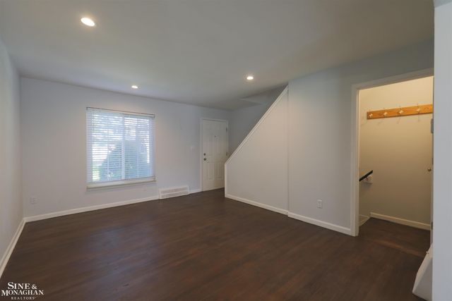 23107 Arthur Court, St Clair Shores, MI 48080
