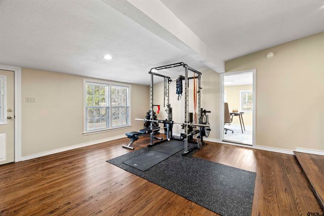 2306 Old Bullard Rd, Tyler, TX 75703