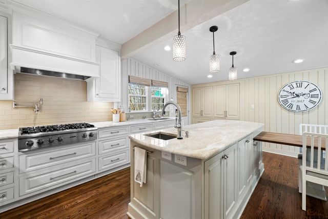 2306 Old Bullard Rd, Tyler, TX 75703