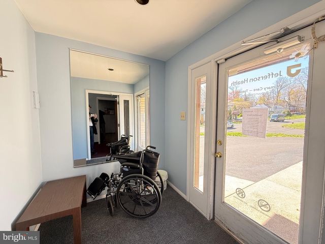 1404 BROWNSVILLE RD, Feasterville Trevose, PA 19053