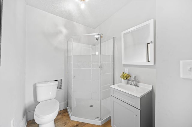 796 E 4th Avenue, Columbus, OH 43201