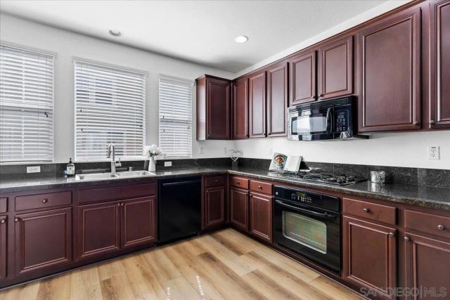 52 Via Sovana, Santee, CA 92071