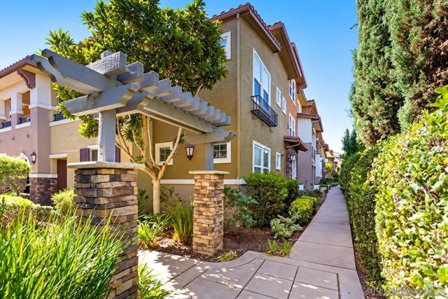 52 Via Sovana, Santee, CA 92071