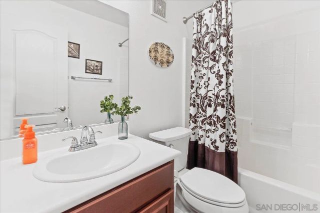 52 Via Sovana, Santee, CA 92071