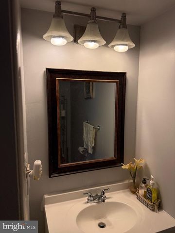 9120 CENTERWAY RD, Gaithersburg, MD 20879