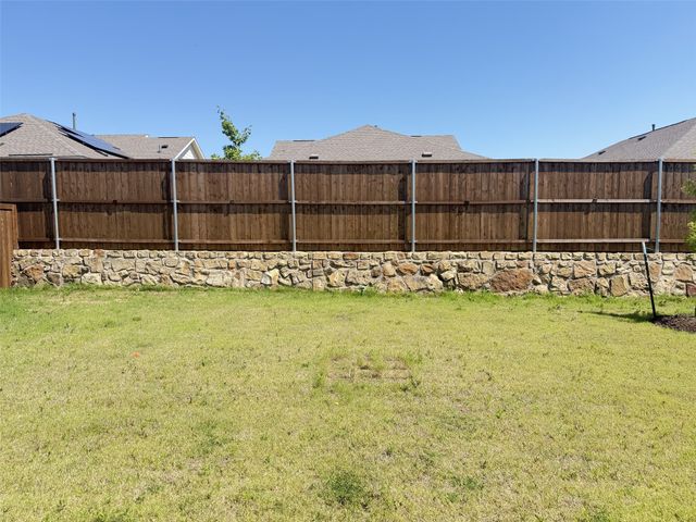 14153 Golden Bridge Drive, Pilot Point, TX 76258