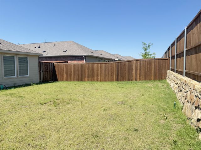 14153 Golden Bridge Drive, Pilot Point, TX 76258