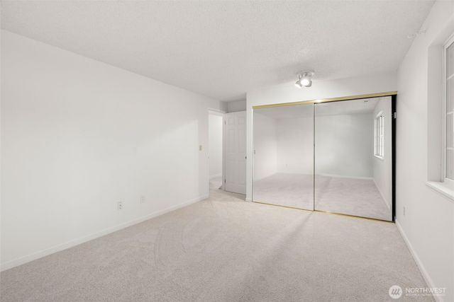 7910 NE Double Hitch Court, Bremerton, WA 98311