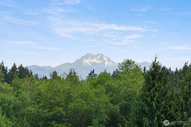 7910 NE Double Hitch Court, Bremerton, WA 98311