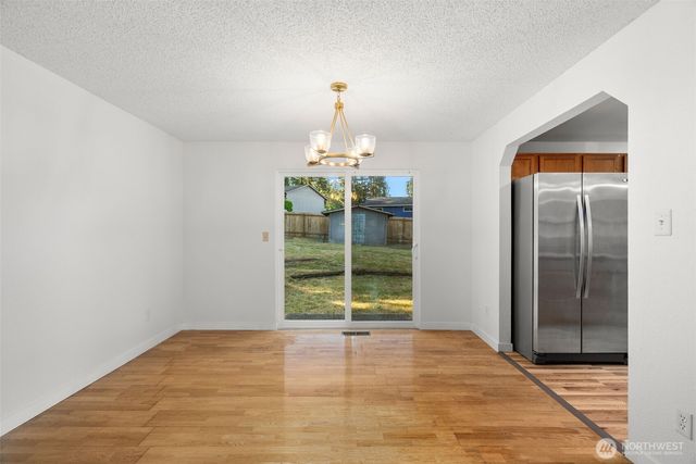 7910 NE Double Hitch Court, Bremerton, WA 98311