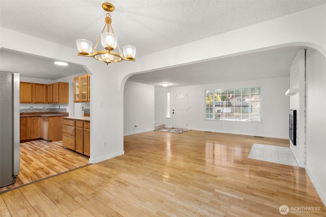 7910 NE Double Hitch Court, Bremerton, WA 98311