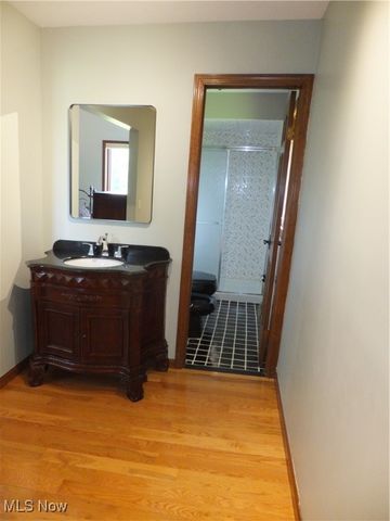 7596 W 130th Street, Middleburg Heights, OH 44130