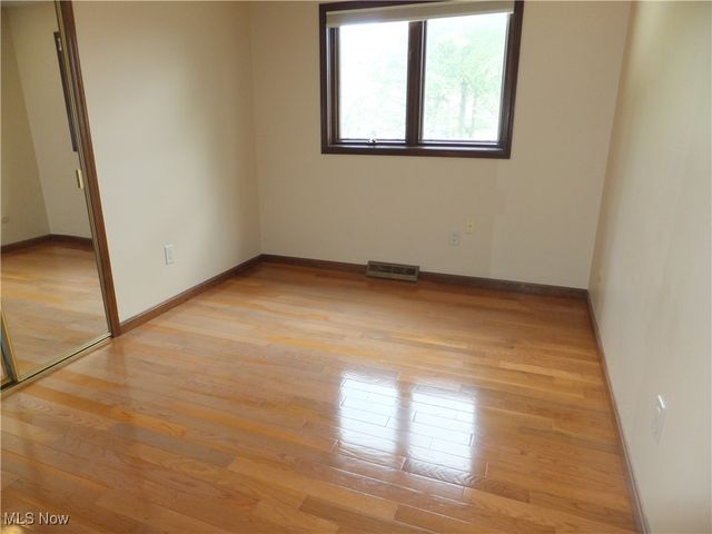 7596 W 130th Street, Middleburg Heights, OH 44130