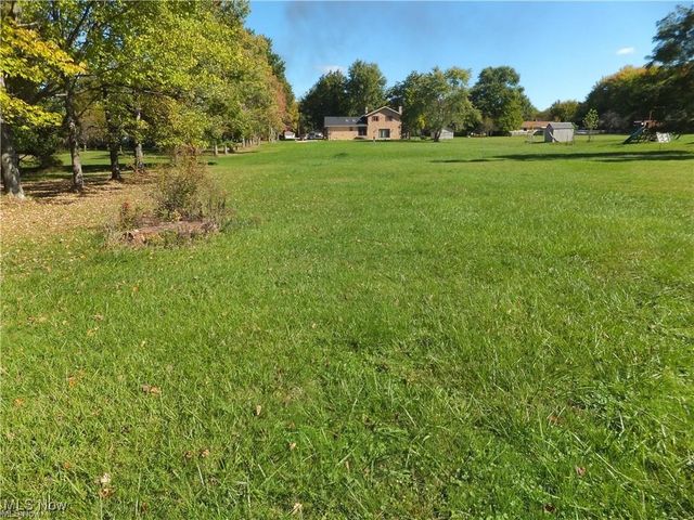 7596 W 130th Street, Middleburg Heights, OH 44130