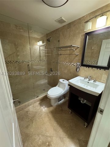 10115 NW 4th Ln 3-8, Miami, FL 33172