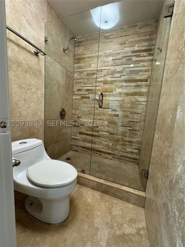 10115 NW 4th Ln 3-8, Miami, FL 33172